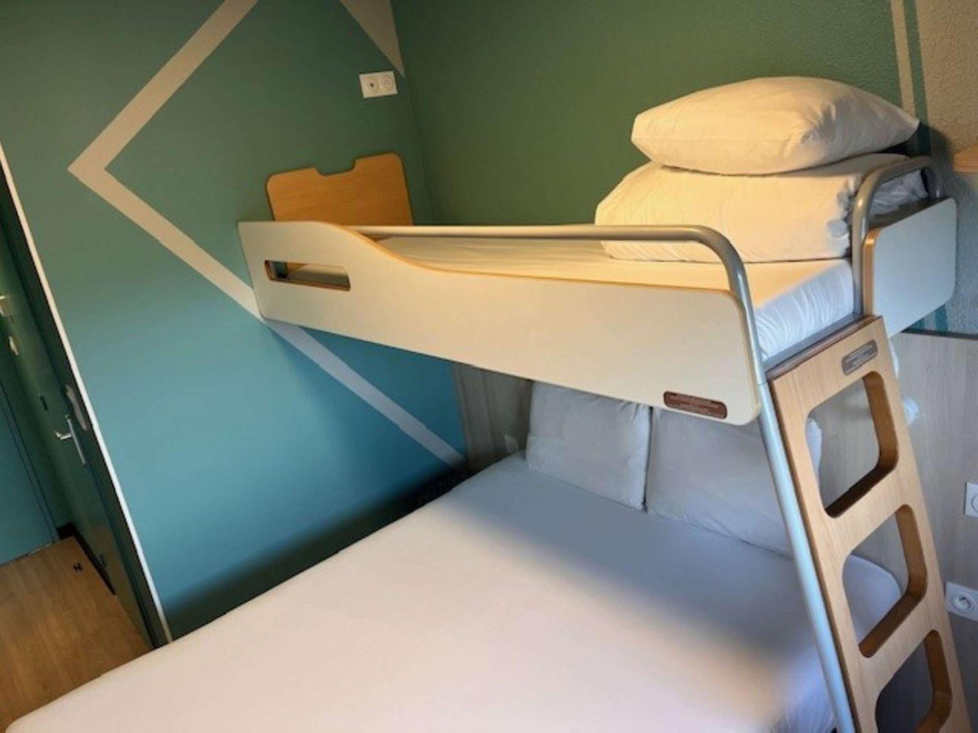 Ibis Budget Centre Hotel 2*